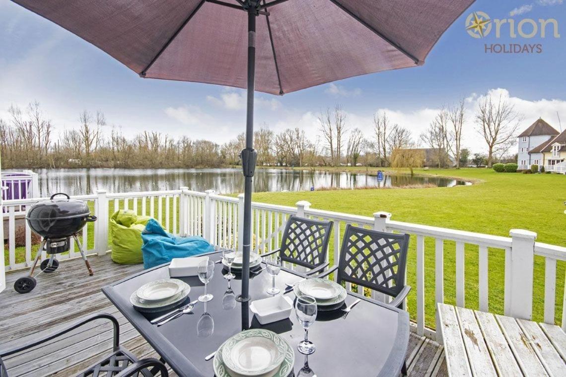 Isis Lakes 84 - Tortola Lodge เซาธ์เซอร์นีย์ ภายนอก รูปภาพ